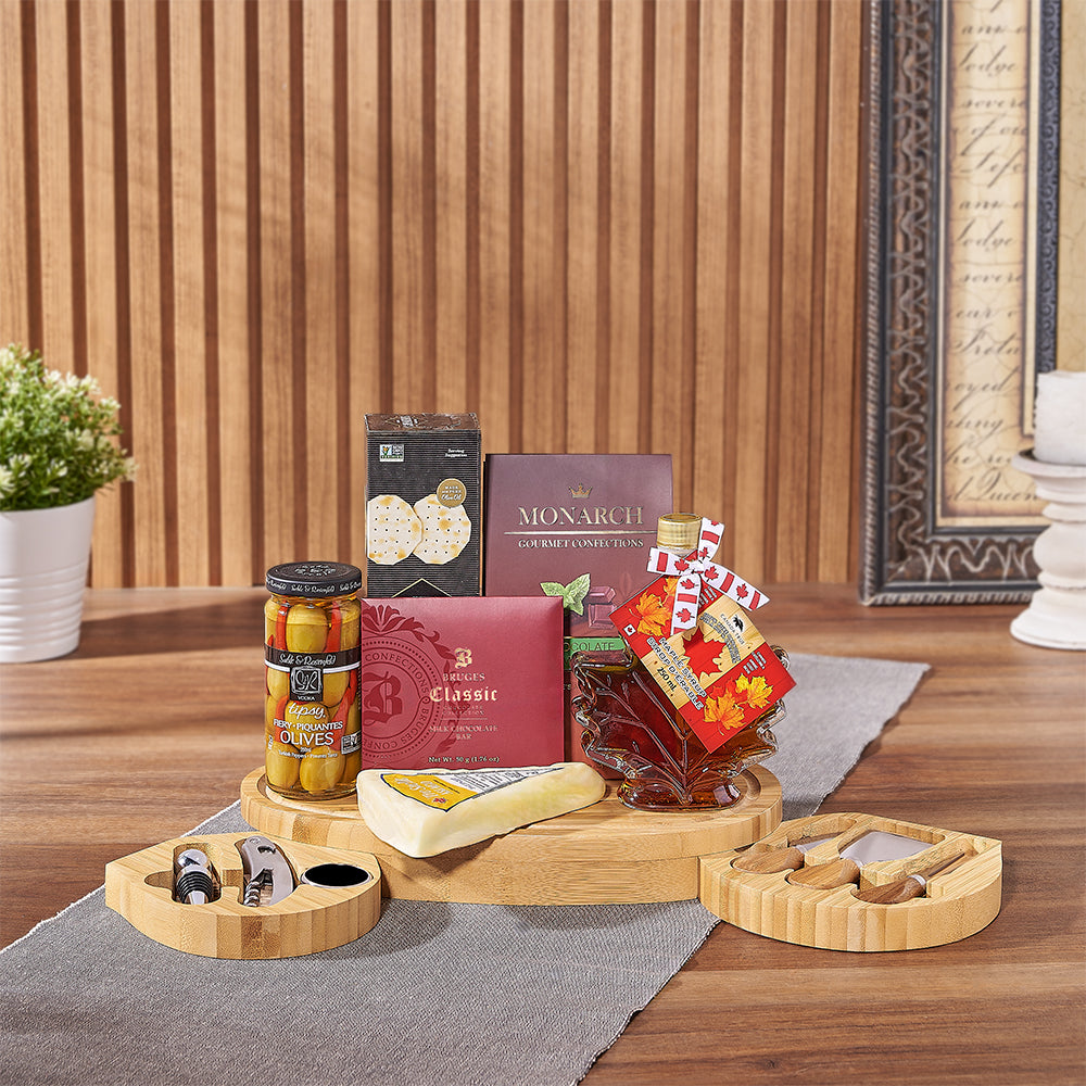 Luxurious Kosher Cheese & Chocolate Gift Basket – how the gift is presented