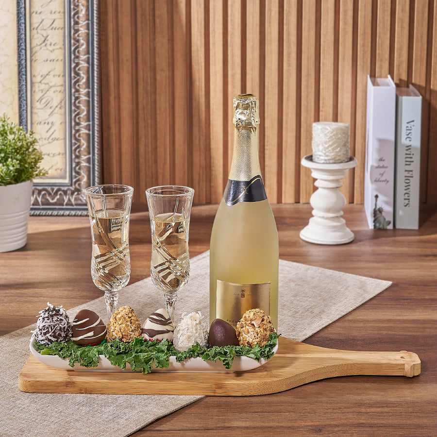Champagne & Chocolate Strawberry Sharing Gift, chocolate dipped strawberry gift, chocolate dipped strawberry, champagne gift, champagne, sparkling wine gift, sparkling wine, Ottawa delivery