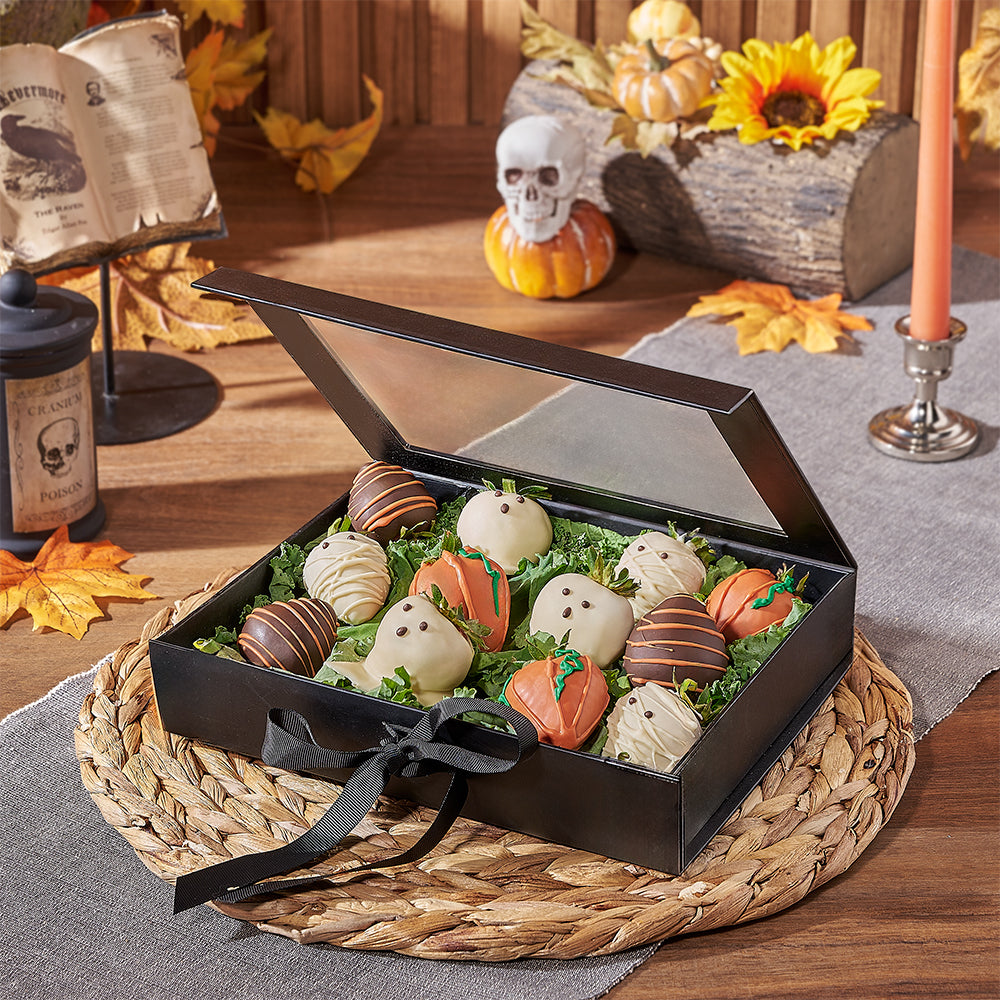 Premium Halloween Chocolate Dipped Strawberry Gift Box – how the gift is presented