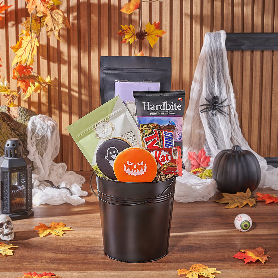 Halloween Tricks & Treats Gift Basket, halloween gift, halloween, candy gift, candy, chocolate gift, chocolate, Ottawa delivery