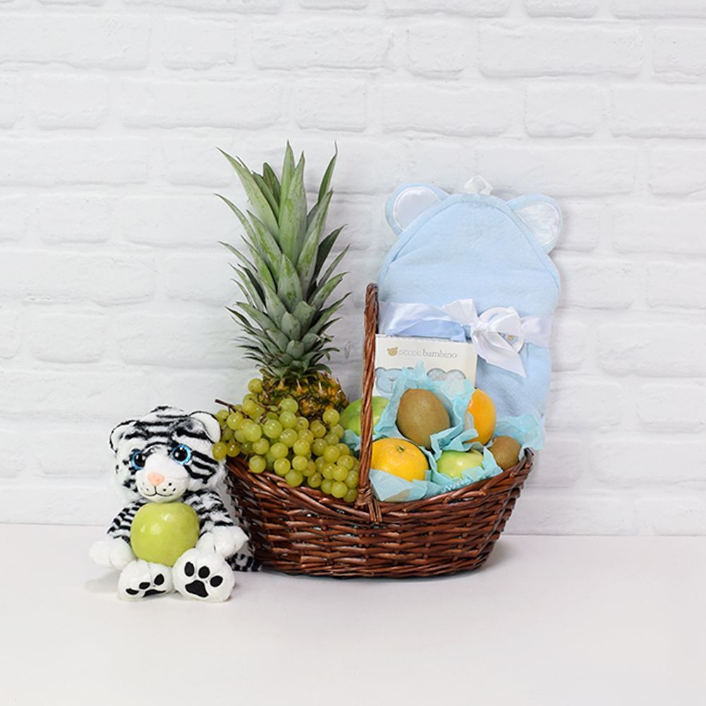 Premium Baby Welcome Basket with Fruit and Plush Toy – how the gift is presented