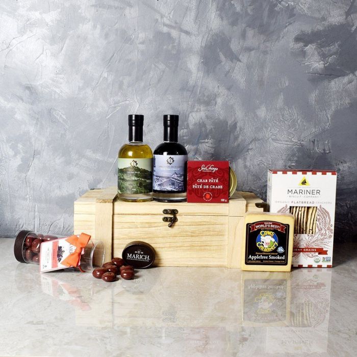 Artisan Gourmet Snack Crate Gift in Wooden Wine Box – how the gift is presented