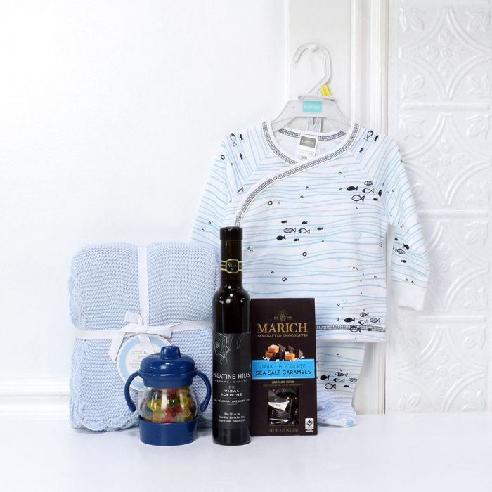 Baby Boy Wine Basket Gift – how the gift is presented