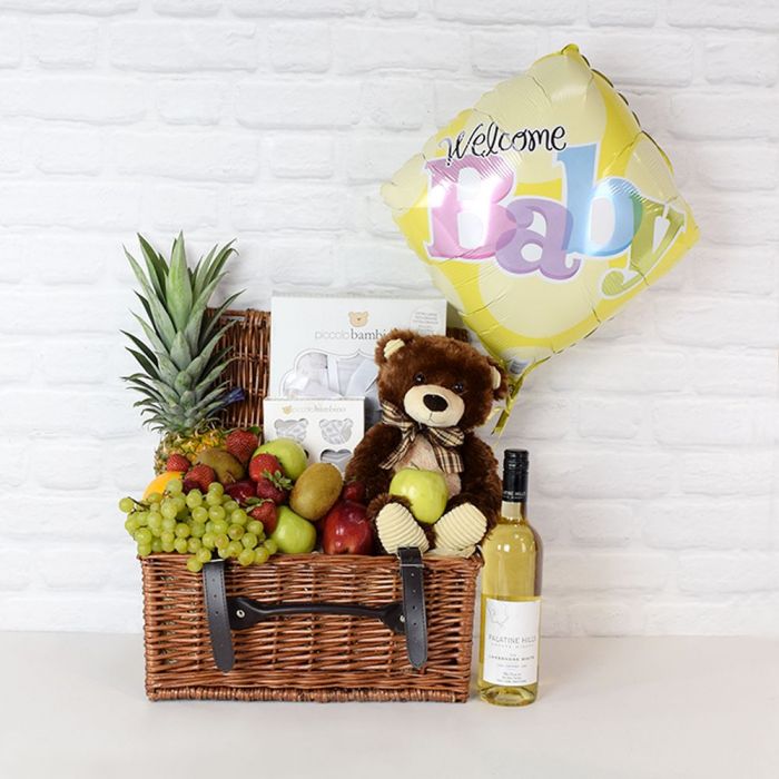 Welcome Baby Wine and Fresh Fruit Gift Basket – how the gift is presented