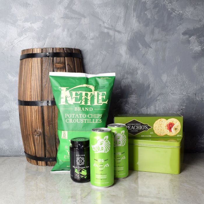 St. Patrick's Day Beer and Snack Gift Set in Seamless Green Tin – how the gift is presented