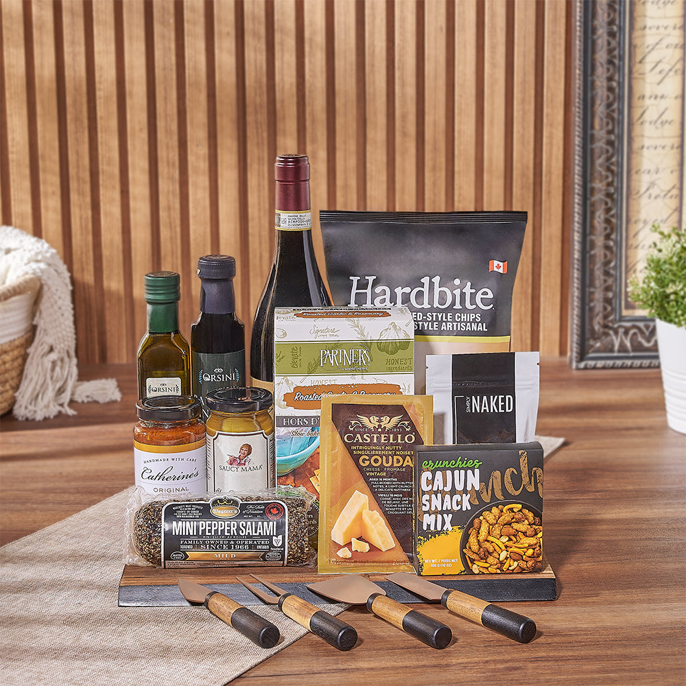 Gourmet Wine Gift Basket with Cheese Knives and Antipasto – how the gift is presented