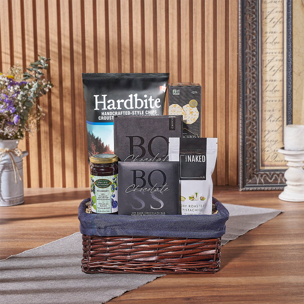 Hanukkah Kosher Snack Basket with Premium Treats – how the gift is presented