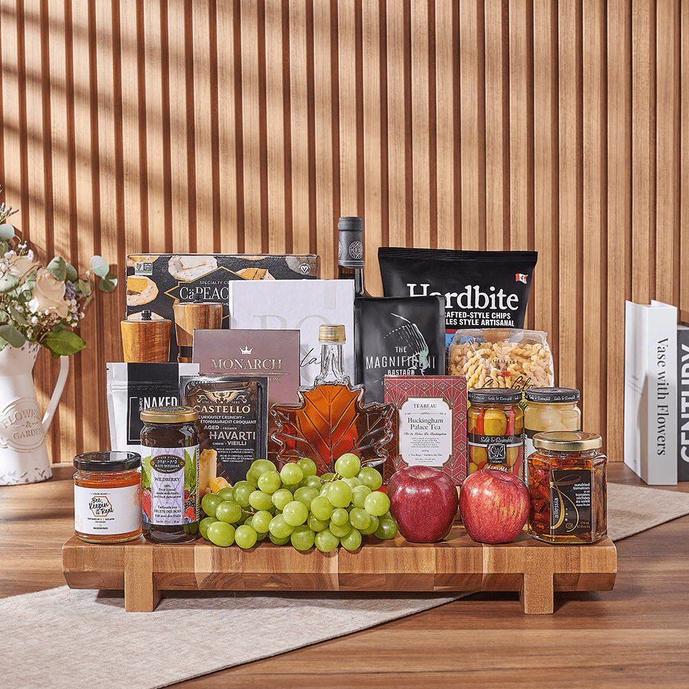 Kosher Wine with Gourmet Treats Basket – how the gift is presented
