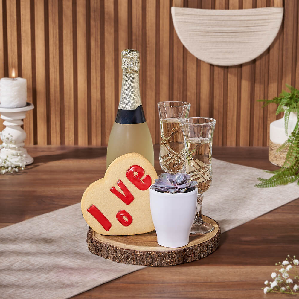 Premium Sparkling Wine and Heart Shaped Cookie Gift – how the gift is presented