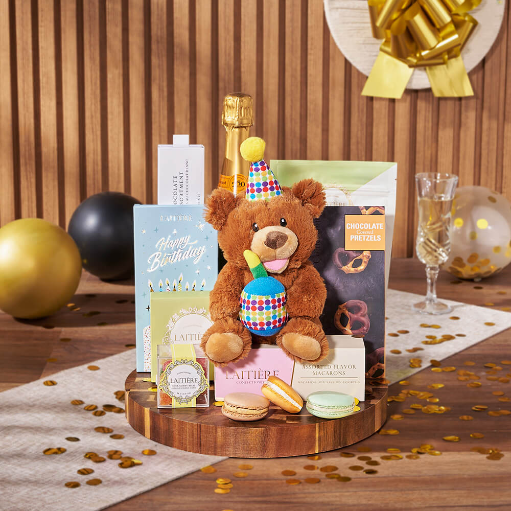 Birthday Treats with Sparkling Wine Basket – how the gift is presented