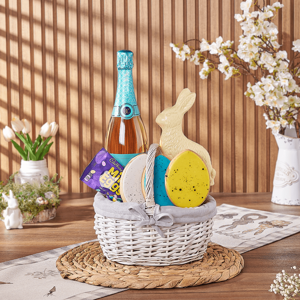 Sparkling Wine and Easter Cookies Gift in Small White Basket – how the gift is presented
