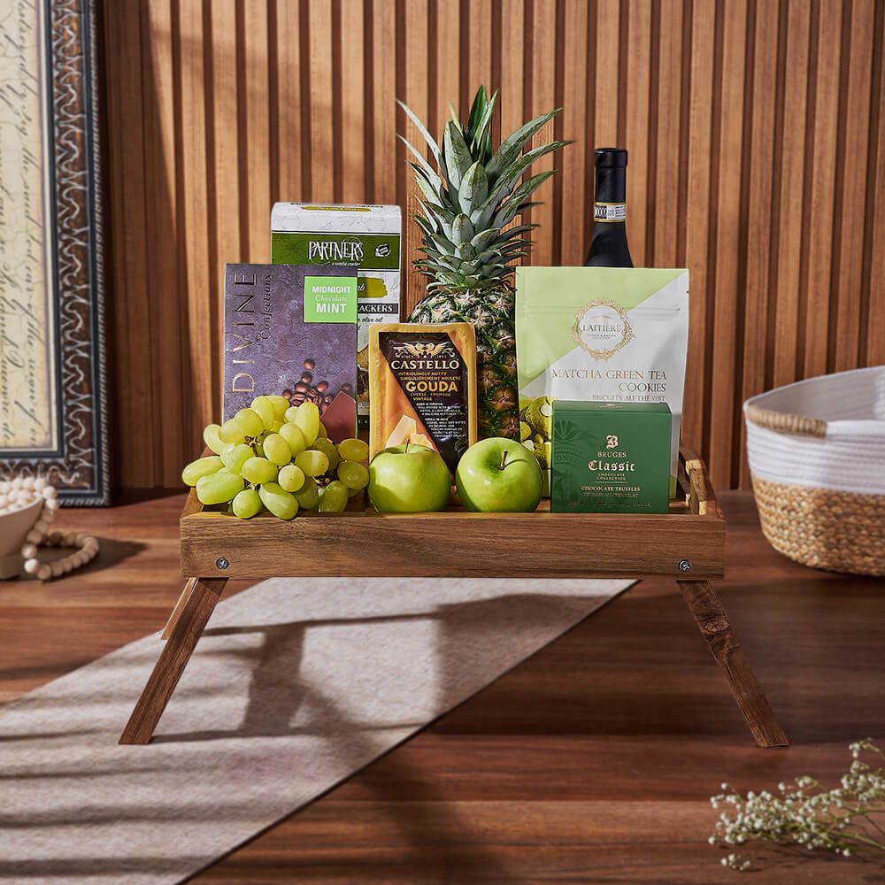 Green & Bountiful Wine Gift Set, wine gift, wine, chocolate gift, chocolate, fruit gift, fruit, Ottawa delivery