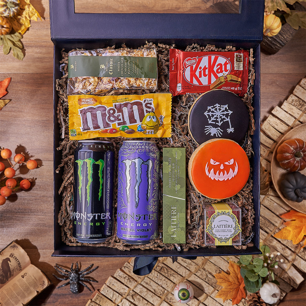 Monster Energy Treats Halloween Gift Box in Black – how the gift is presented