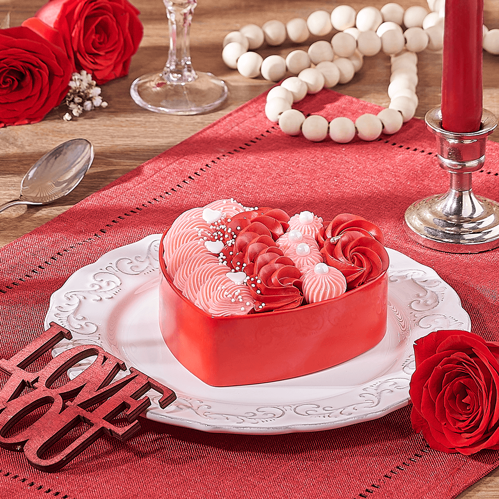 4 Inch Red Velvet Heart Cake in Heart-Shaped Tin – how the gift is presented