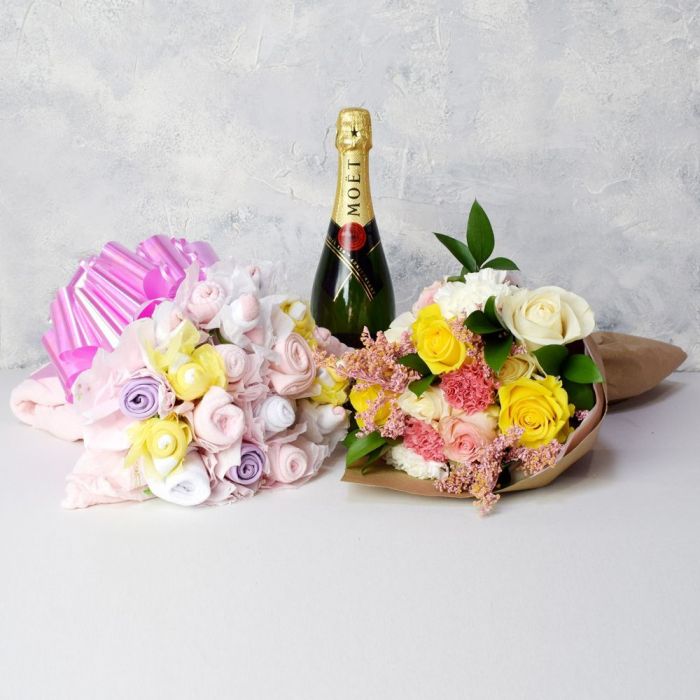 Newborn Celebration Gift Basket with Pink Rose Bouquet and Champagne – how the gift is presented