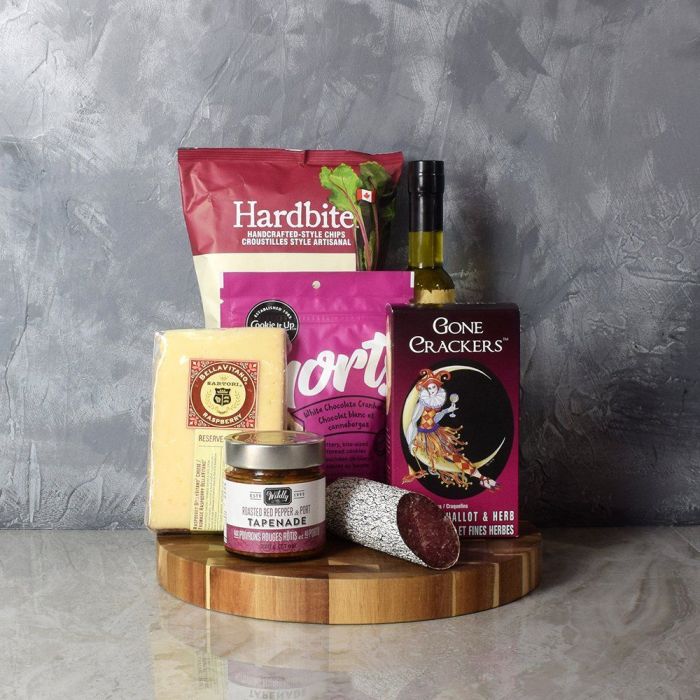 Gourmet Gift Basket with Artisanal Treats and Acacia Cutting Board – how the gift is presented