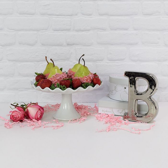 New Baby Fresh Fruit Basket – how the gift is presented