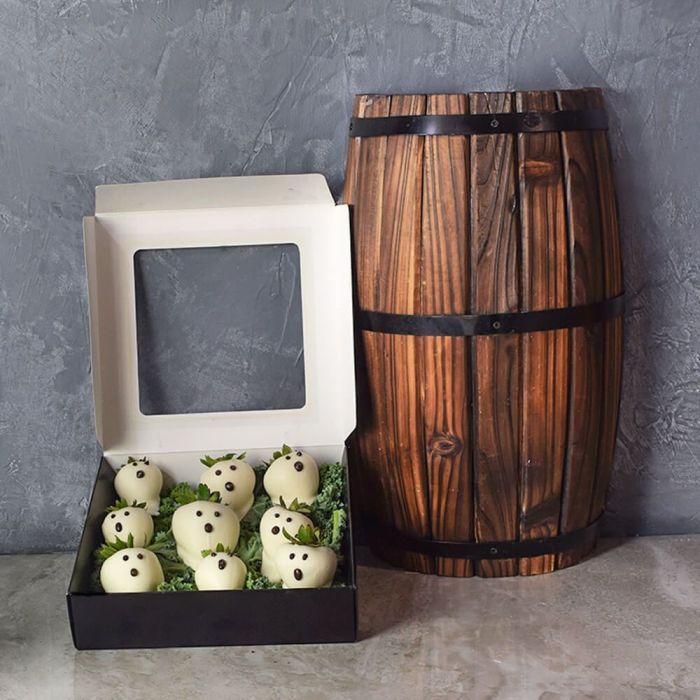 Spooktacular Chocolate Dipped Strawberries Basket from Ottawa Baskets - Holiday Gift Basket - Ottawa Delivery
